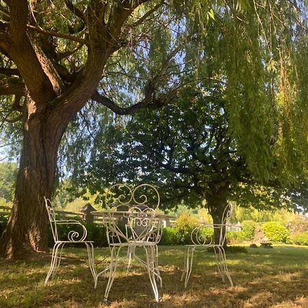 River Cottage 2 Nuits Minimums Par Reservation Daon Exteriér fotografie